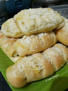 Foto resep Roti Isi Pisang Coklat Keju