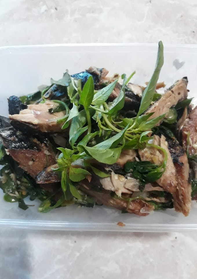 Foto resep Tumis tongkol daun kemanggi