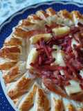 Torta salata speck e brie