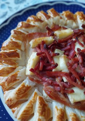 Foto di Torta salata speck e brie