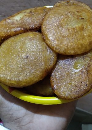 গুড় পিঠে(Gur pitthe recipe in bengali) রেসিপির প্রধান ছবি