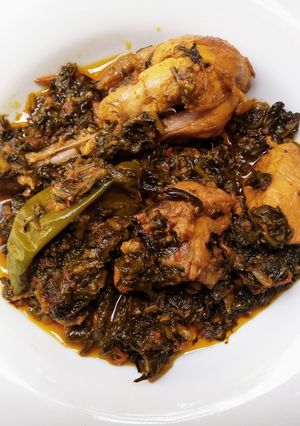 A picture of Palak murgh.