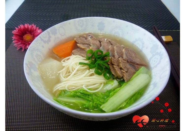 電鍋版~清燉牛肉麵