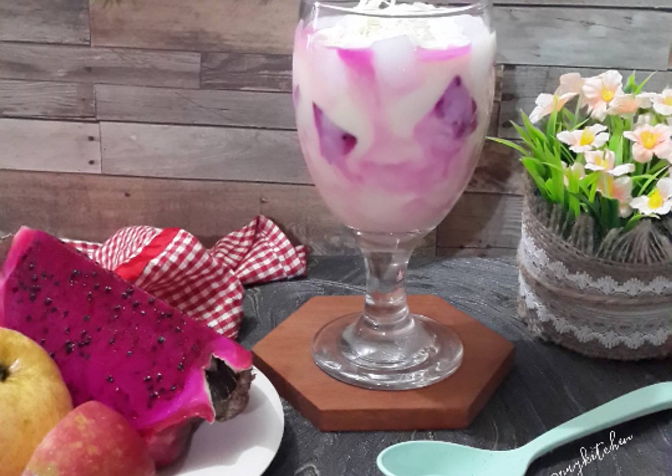 Resep Fruit Jelly Cheesy Cream yang Enak Banget