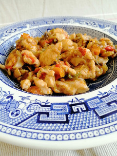 Una foto de Pollo con verduras y salsa de soja