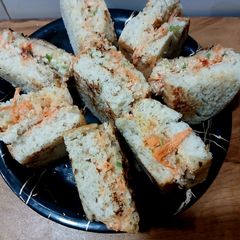 A picture of Hung Curd And Garlic bread bites.