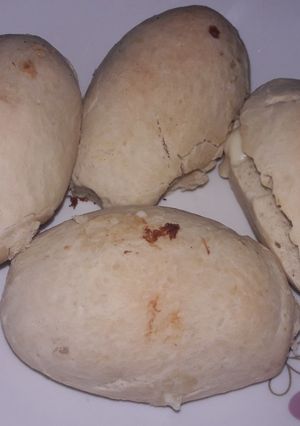 Una foto de Chipa de almidón rellena económica