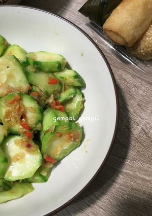 Foto resep Tumis Oyong Pedas