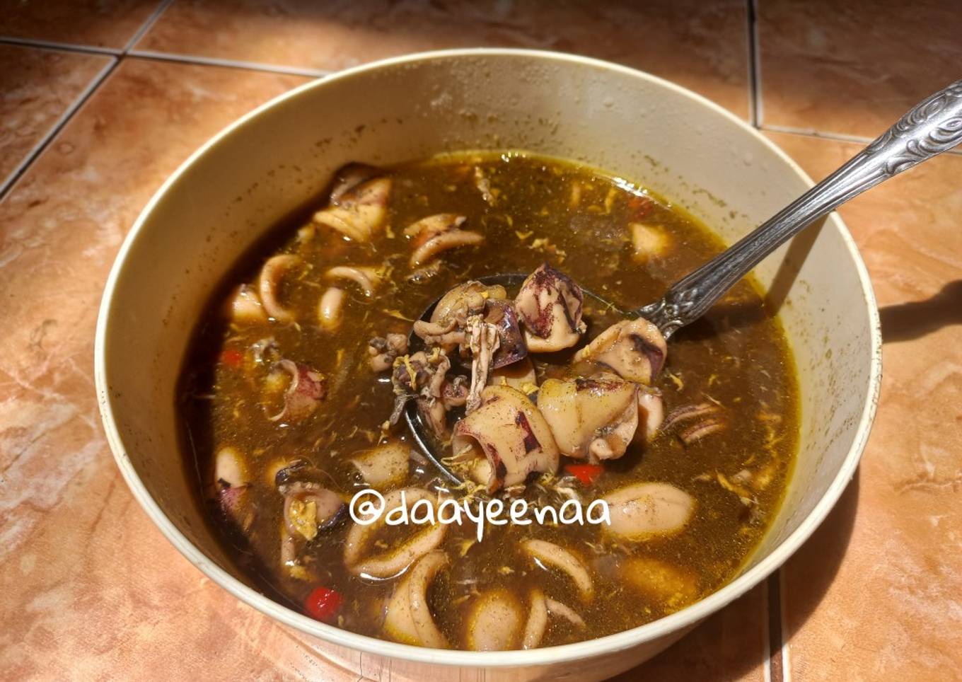 7. Cumi Kuah Asam Jawa : Pedas-Asam-Segar