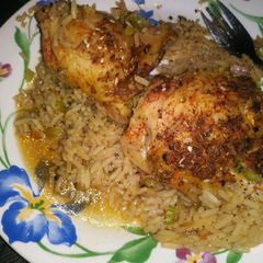 A picture of Anita's Chicken & Rice.