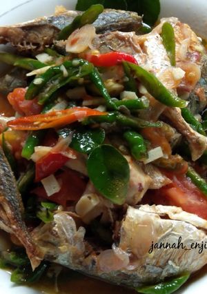 Foto resep Ikan tumis cabai hijau