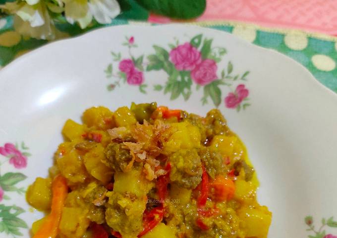 Resep Daging Kentang Bumbu Acar Kuning, Enak Banget