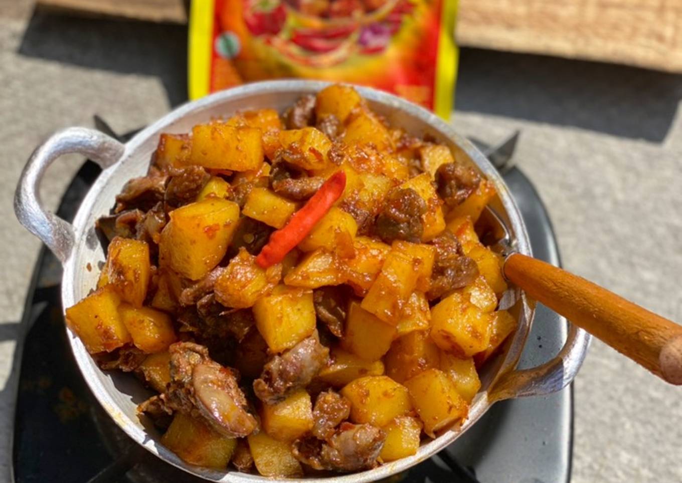 Sambalado Kentang Goreng Ati Ampela Ayam