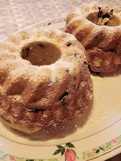 Meggyes- csokis kuglóf recept fotója