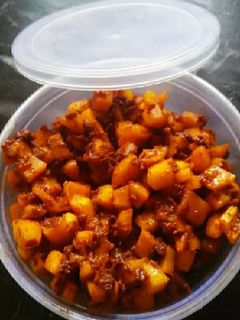 લસણિયા ગાજર નું ઇન્સ્ટન્ટ અથાણું (Lasaniya Gajar Instant Athanu Recipe In Gujarati) રેસીપી મુખ્ય ફોટો