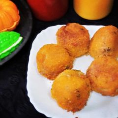 A picture of Potato mayo balls.