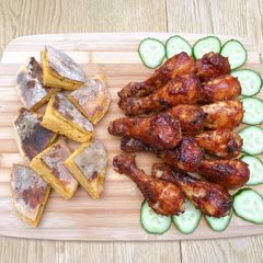 A picture of Super simple BBQ drumsticks.
