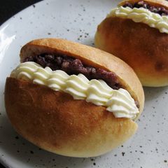 A picture of Azuki & Cream Brioche.