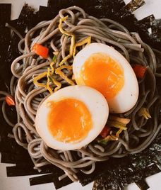 trứng luộc xì dầu