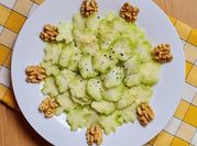 Una foto de carpaccio de manzana