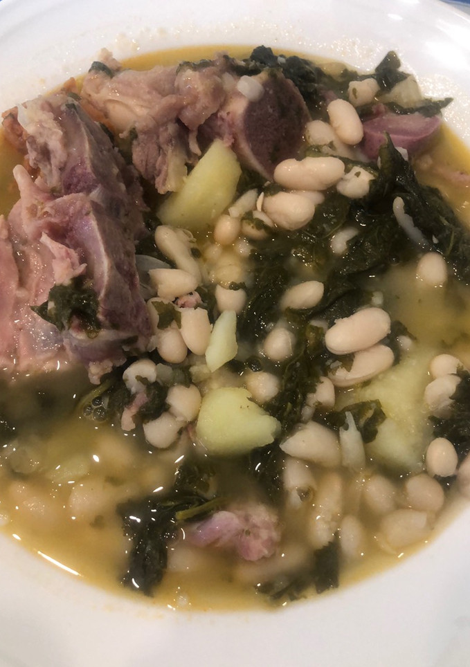 Una foto de Caldo Gallego