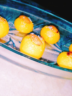 A picture of Inside Surprise Coconut balls.