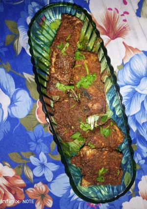 A picture of Fried fish.