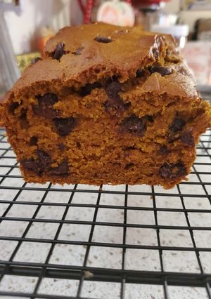 A picture of Chocolate Chip Pumpkin Bread.