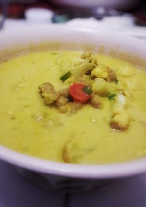 Foto resep Opor Kembang Kol Kuning (yellow cauliflower)