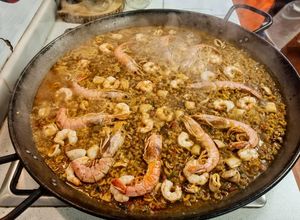 Una foto de Fideuá de Mariscos, En Casa Cookpad... 🇪🇸 Y 🇪🇨...!