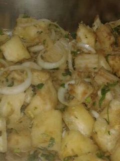 Una foto de Yuquitas encebolladas
