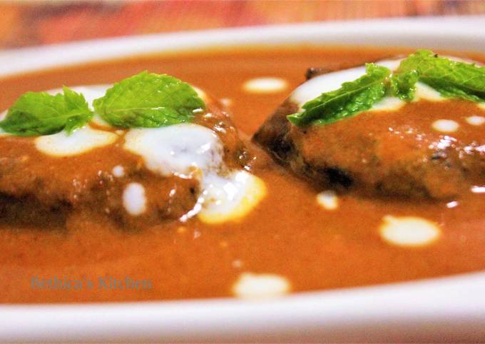 Grilled Kathal Ke Shami Kebab in Makhni Gravy