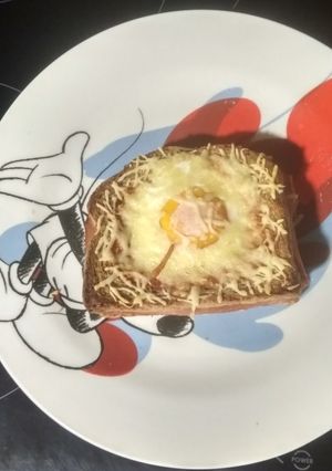 Una foto de Sándwich con huevo al horno