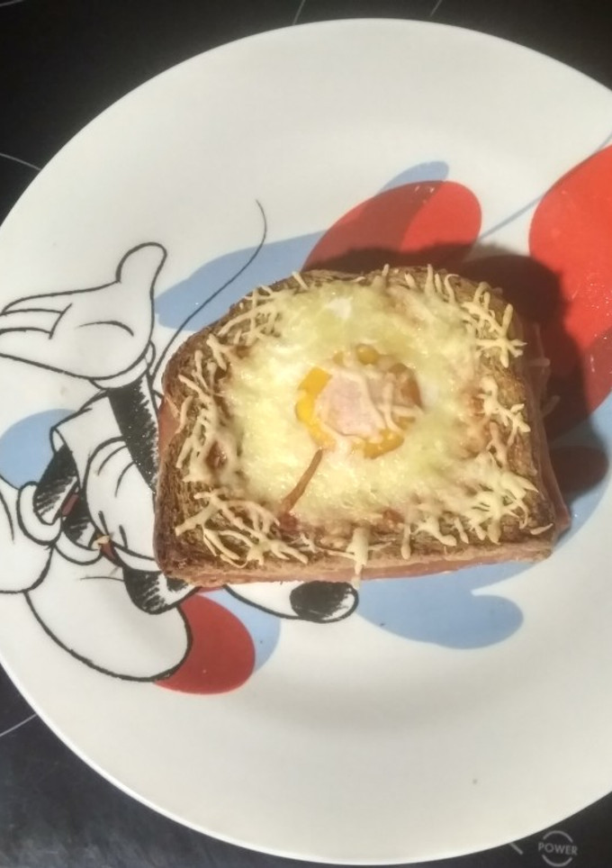 Una foto de Sándwich con huevo al horno