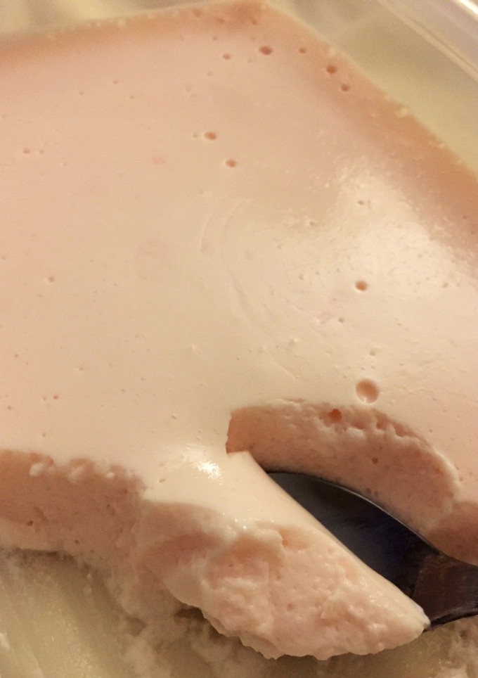 Una foto de Mousse de fresa sin azúcar