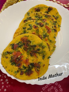 सेमोलिना बेसन पैनकेक(Semolina Besan Pancake recipe in hindi) रेसिपी मुख्य फोटो