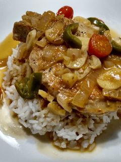 A picture of Pork in shrimp paste and coconut.