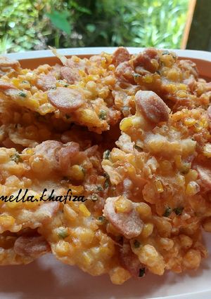 Foto resep Bakwan Sosis Jagung garingnya lebih lama