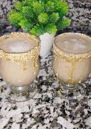 صورة لوصفة عصير الطاقة الذهبي