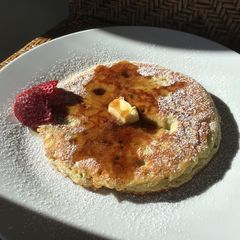 A picture of Healthy and yummy gluten-free pancakes 🥞.