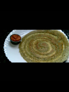 முடக்கத்தான் கீரை தோசை. (Mudakkathaan keerai dosai recipe in tamil) செய்முறை முக்கிய புகைப்படம்