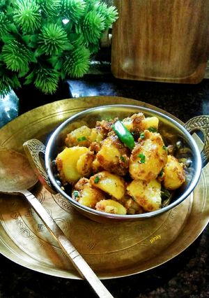 জিরা আলু (Jeera aloo recipe in Bengali) রেসিপির প্রধান ছবি