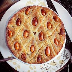 A picture of Basbousa.