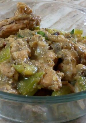 A picture of Gandhoraj chicken.