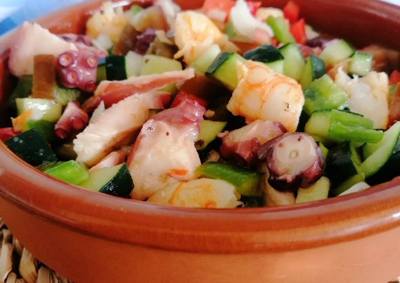 Pipirrana de pulpo y langostinos