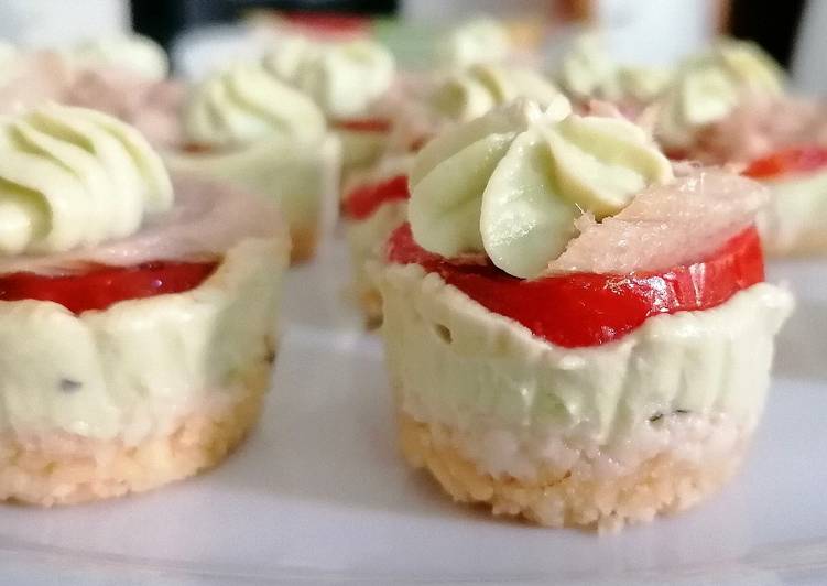 Mini Cheesecake Salate all'Avocado