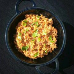 A picture of Rajasthani Bajre ki khichari.