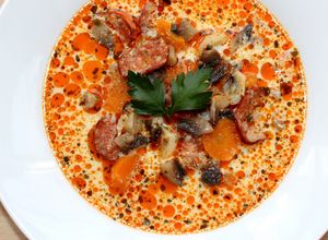 Gombaleves gazdagon recept fotója