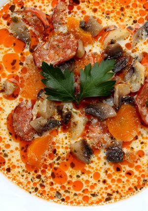 Gombaleves gazdagon recept fotója