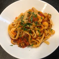 A picture of Chilli prawn tagliatelle.